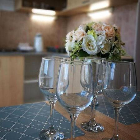 Voeroesmarty Apartman Miskolc - Belvaros - Downtown Bagian luar foto
