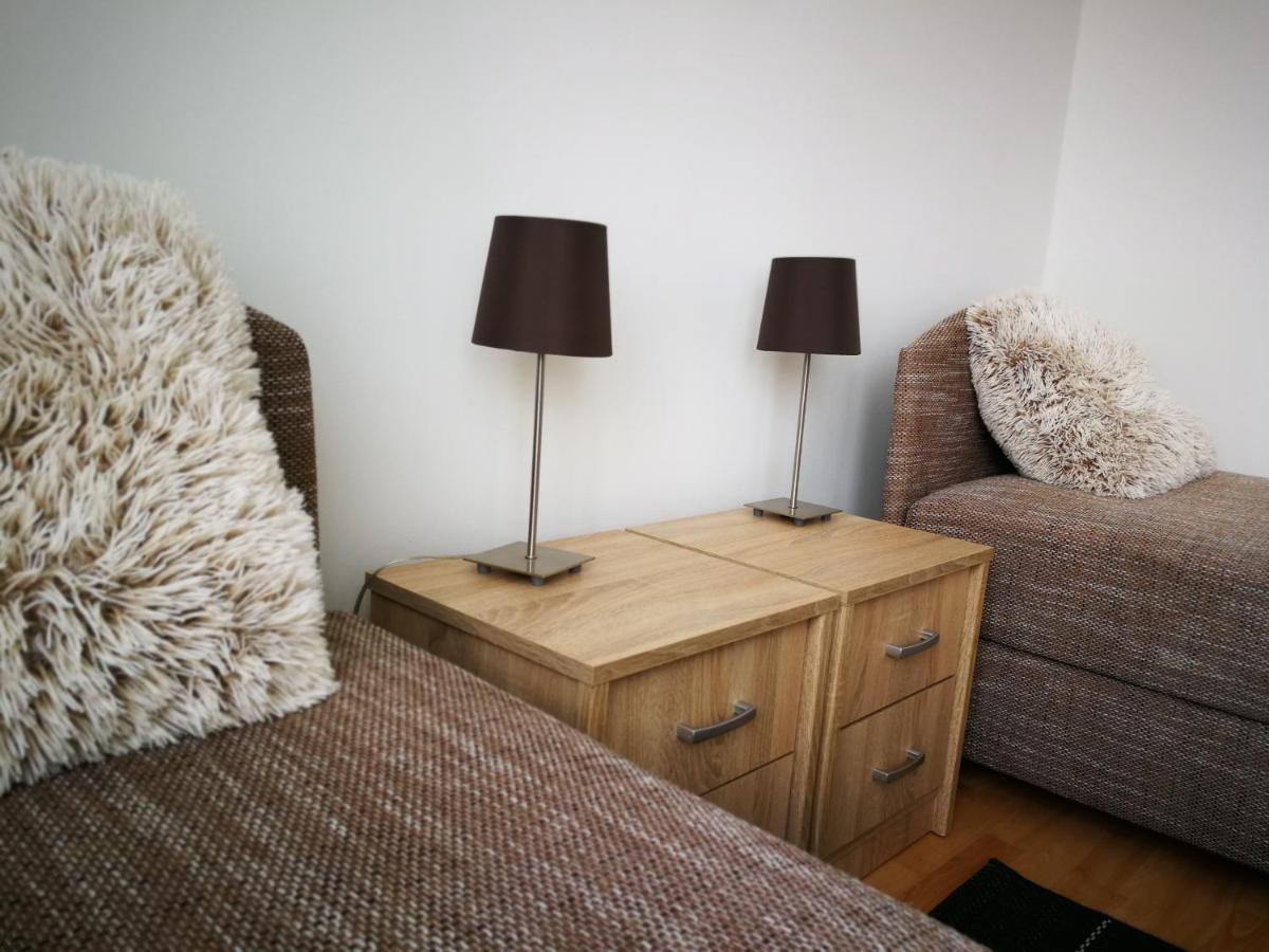 Voeroesmarty Apartman Miskolc - Belvaros - Downtown Bagian luar foto
