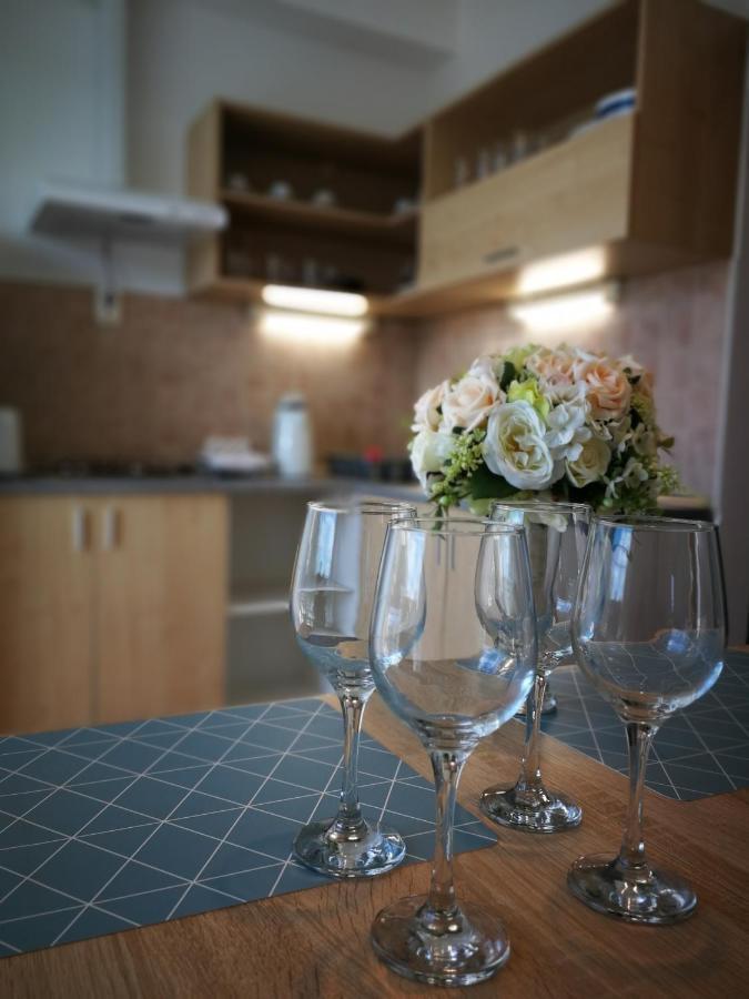 Voeroesmarty Apartman Miskolc - Belvaros - Downtown Bagian luar foto